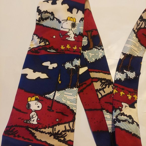 snoopy Golfing tie - Picture 1 of 7